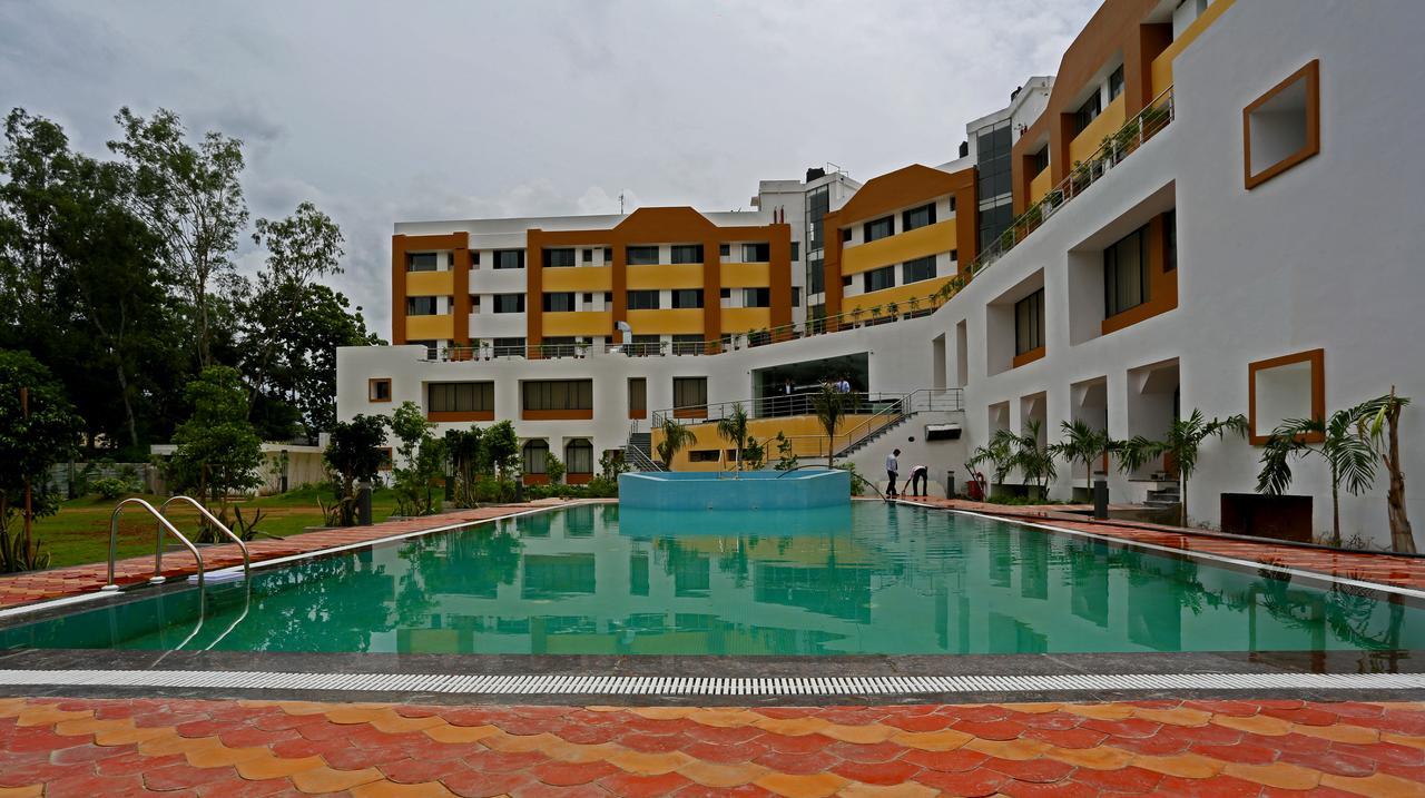 Hotel Kamlesh Continental Angul Exterior foto