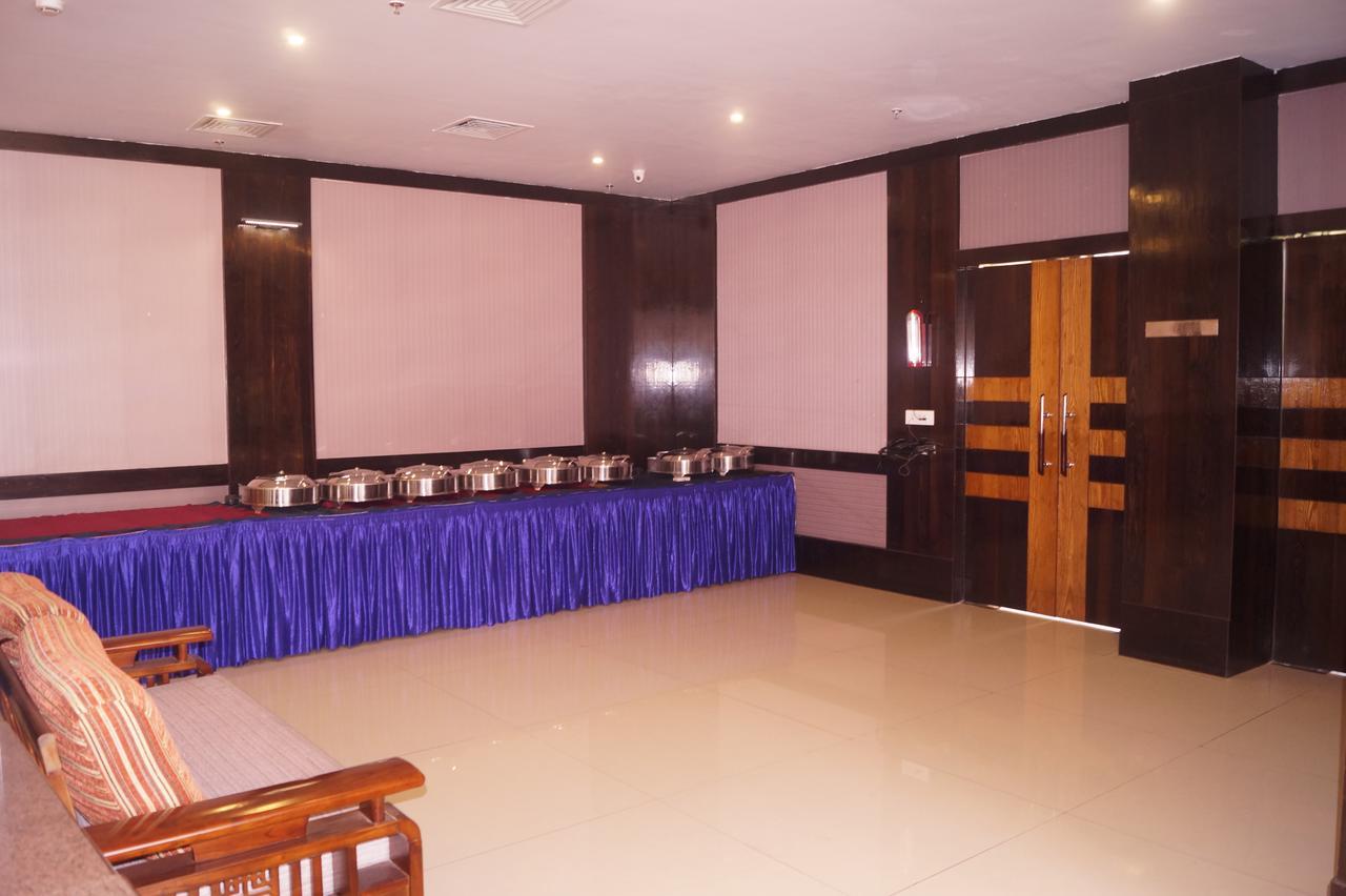 Hotel Kamlesh Continental Angul Exterior foto