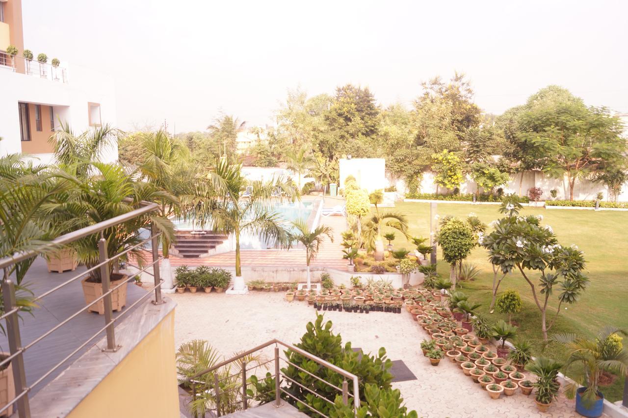 Hotel Kamlesh Continental Angul Exterior foto