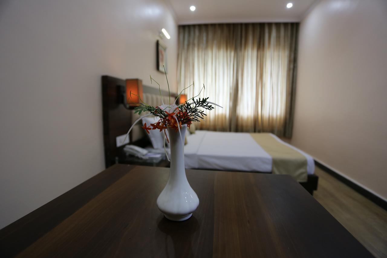 Hotel Kamlesh Continental Angul Zimmer foto