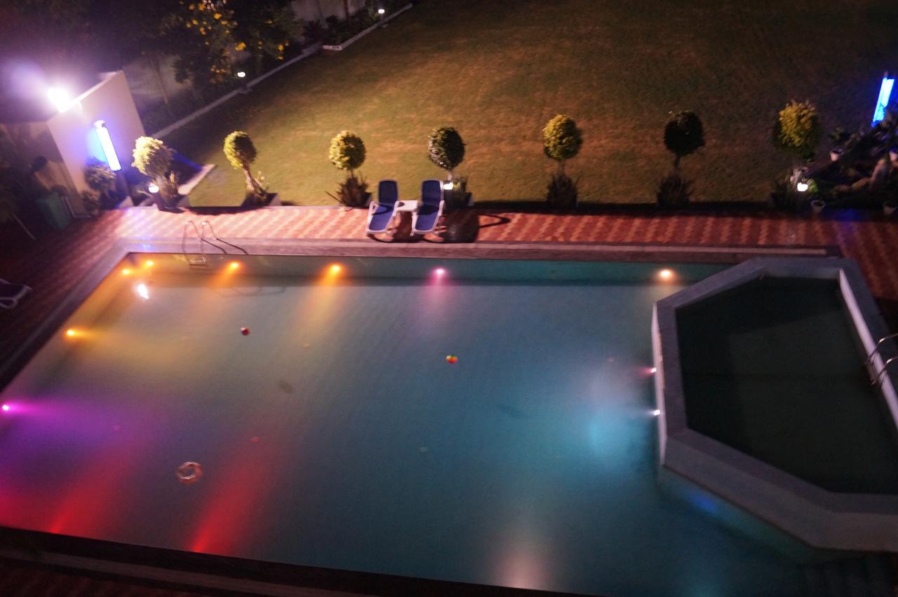 Hotel Kamlesh Continental Angul Exterior foto